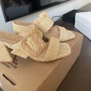 Beach by Matisse adorable sandals. Only wore once